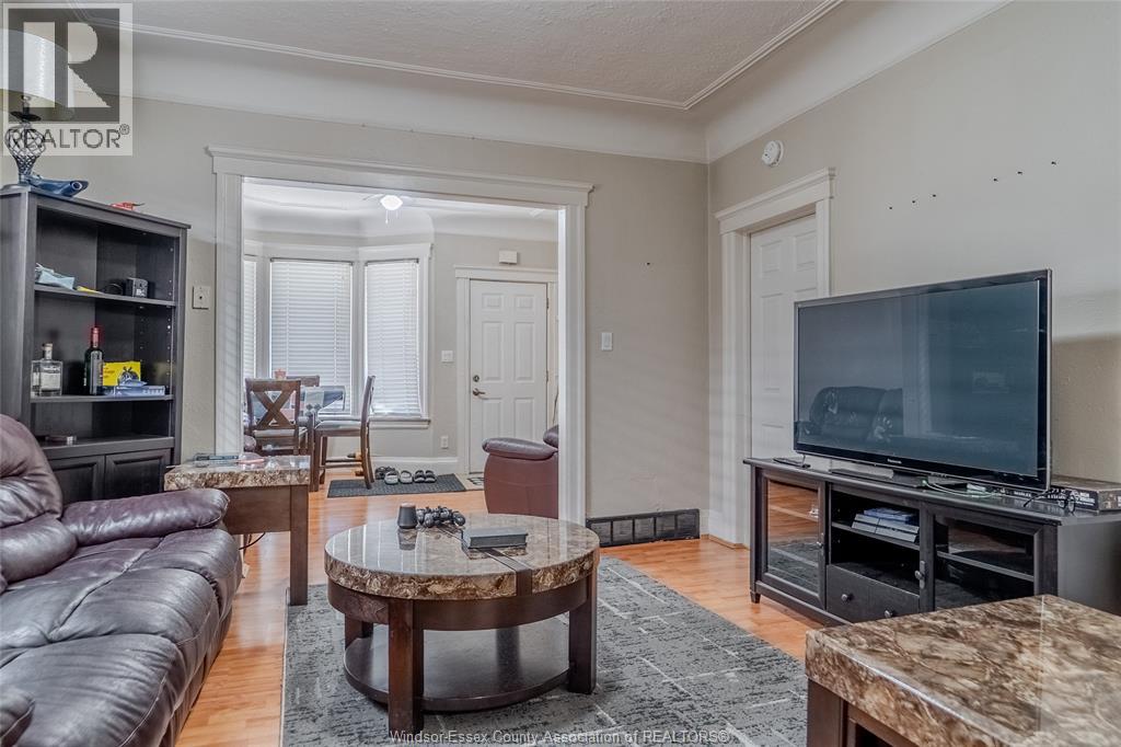 2084 Ottawa Street, Windsor, Ontario N8T 2M7 - Photo 5 - 25028001