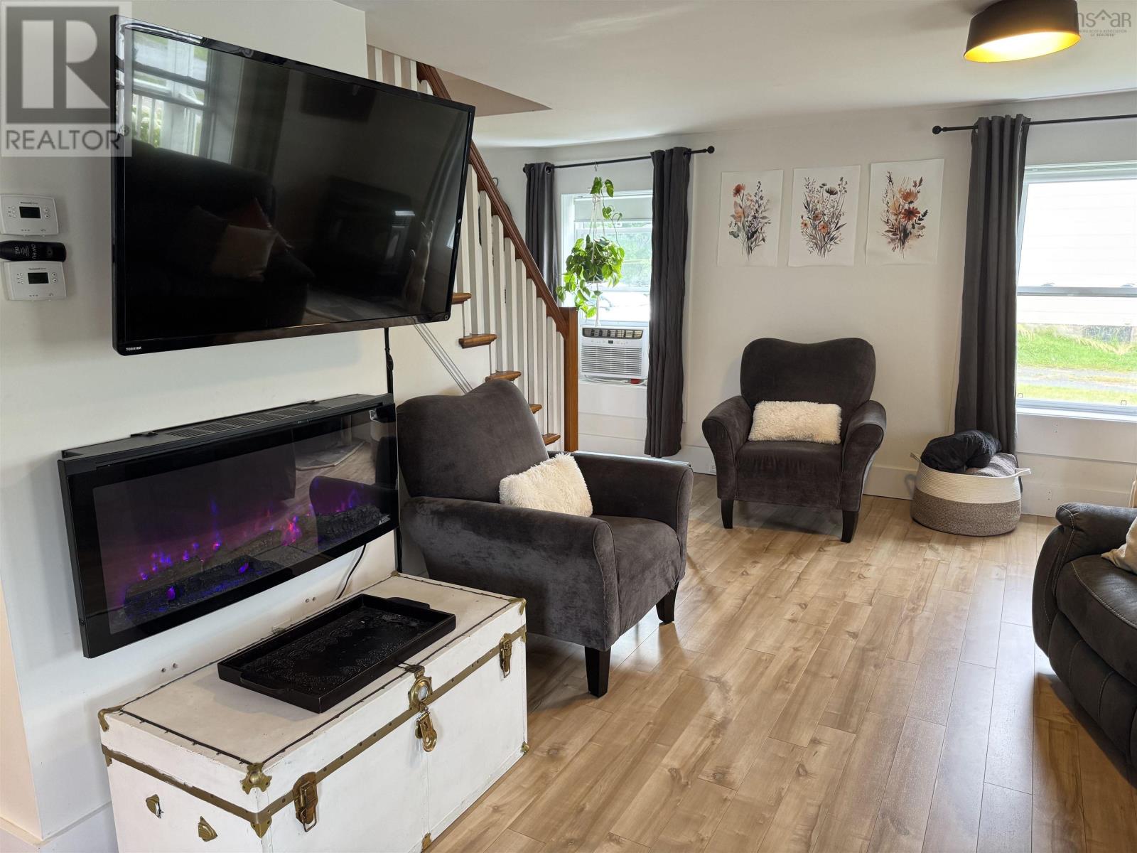 107 Stellar Street, Stellarton, Nova Scotia  B0K 1S0 - Photo 4 - 202518528