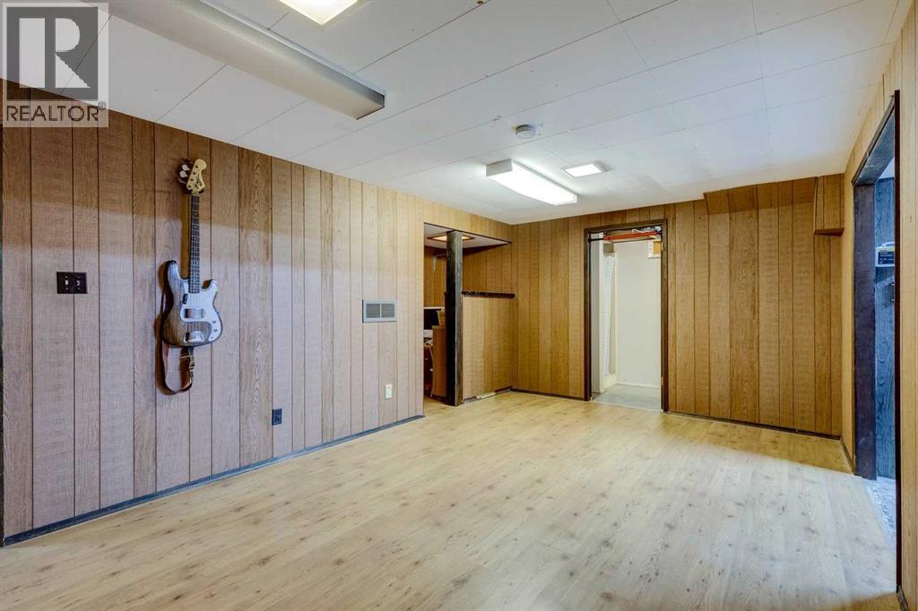 5023 Nemiskam Road Nw, Calgary, Alberta  T2K 2P8 - Photo 23 - A2265366