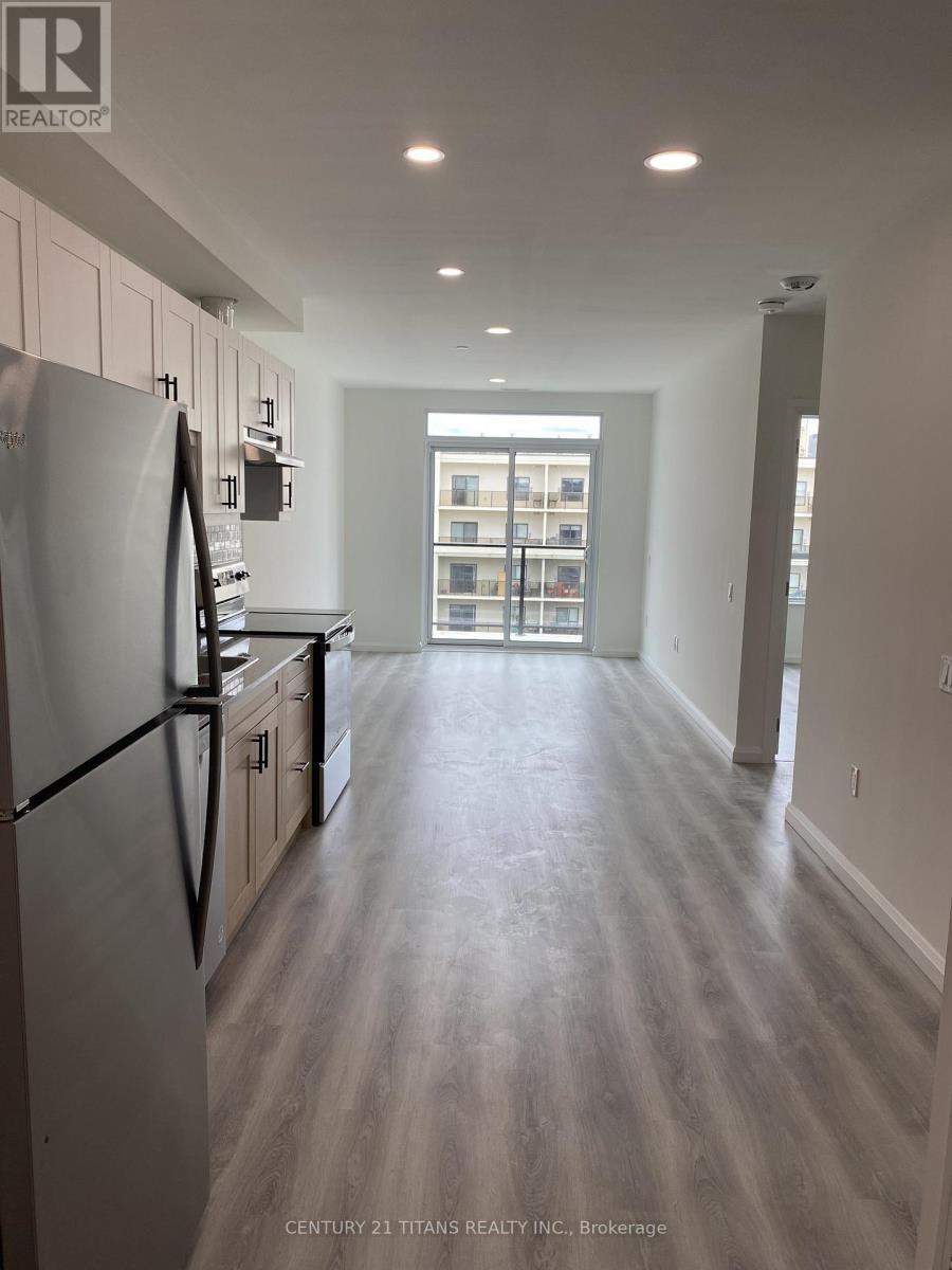 Ph16 - 181 Elmira Road S, Guelph, Ontario  N1K 0E4 - Photo 1 - X12495230