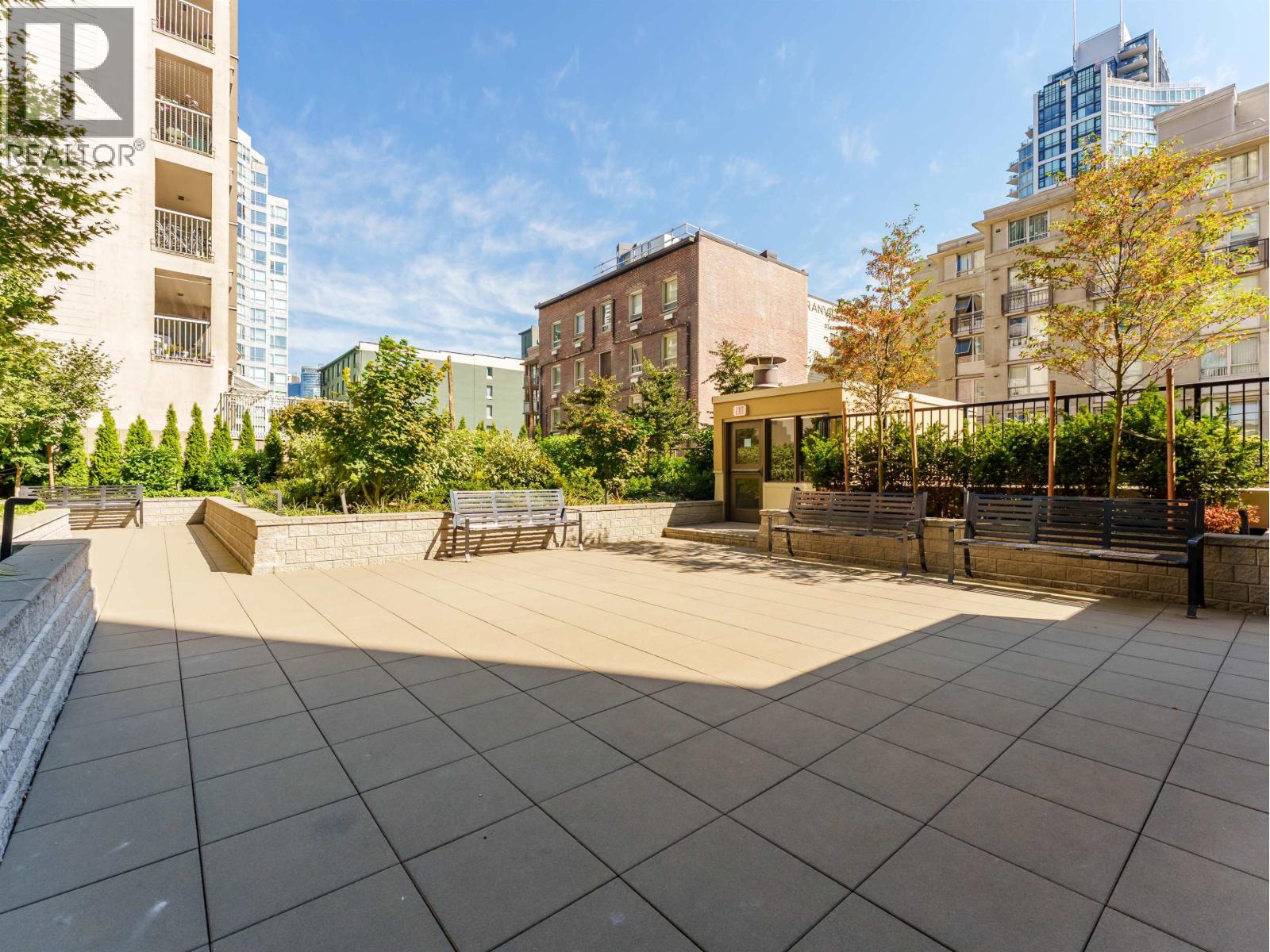 1605 789 Drake Street, Vancouver, British Columbia V6Z 2N7 - Photo 18 - R3060689