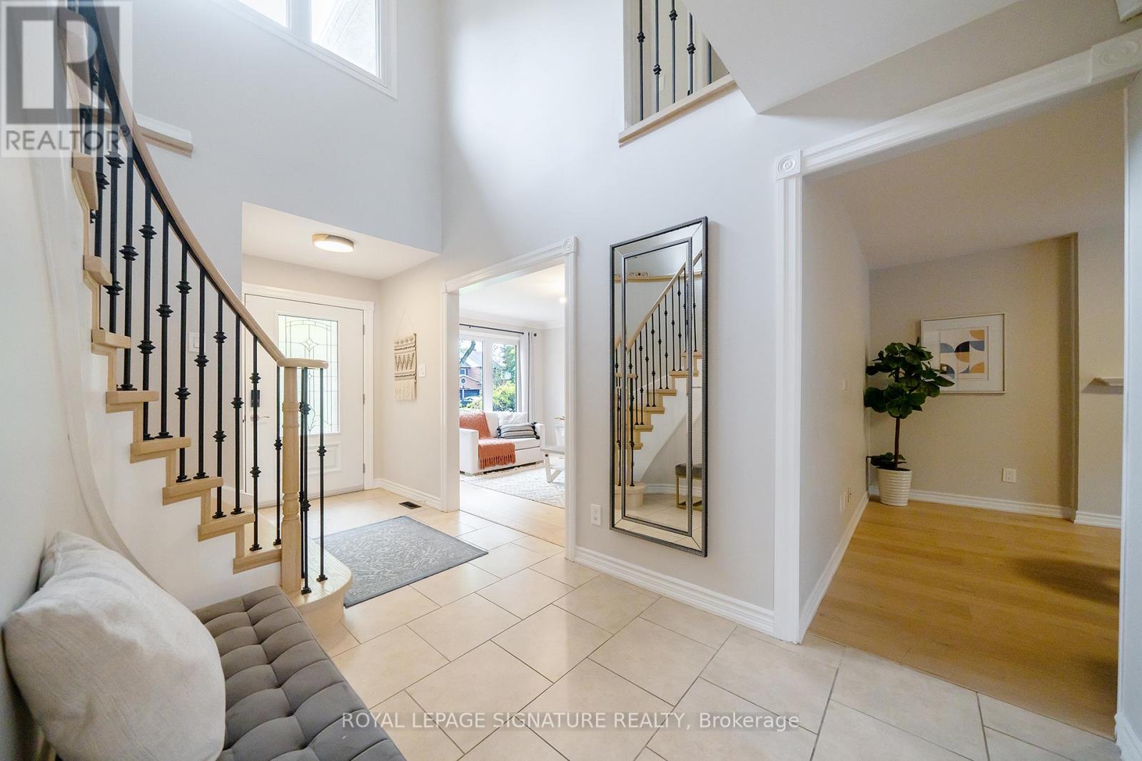 1239 Barnwood Square, Pickering, Ontario  L1X 1C6 - Photo 11 - E12509014