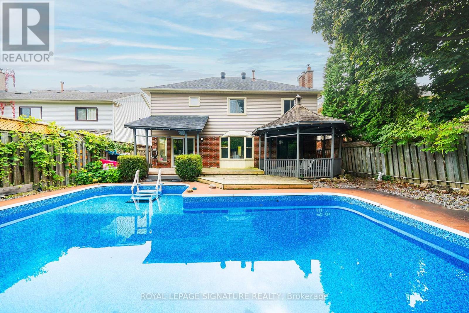 1239 Barnwood Square, Pickering, Ontario  L1X 1C6 - Photo 39 - E12509014