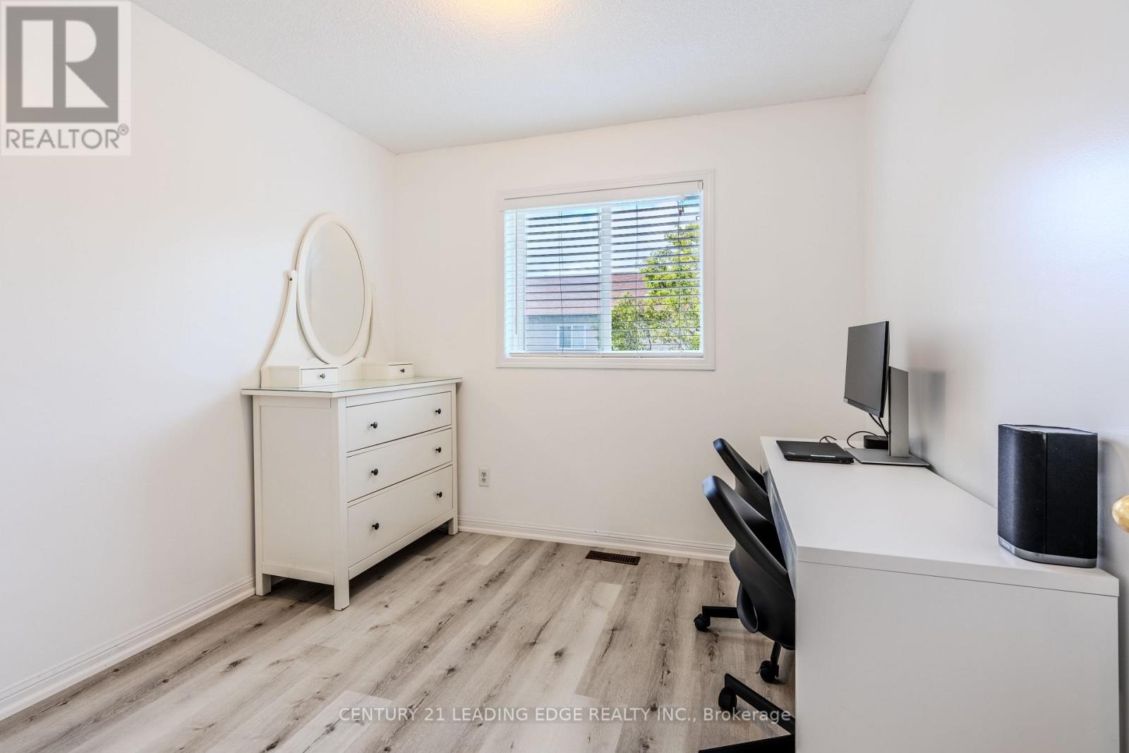 98 Aspen Park Way, Whitby, Ontario  L1N 9M6 - Photo 16 - E12509062