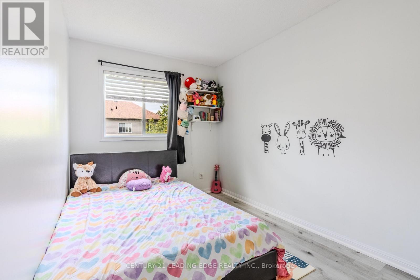 98 Aspen Park Way, Whitby, Ontario  L1N 9M6 - Photo 18 - E12509062