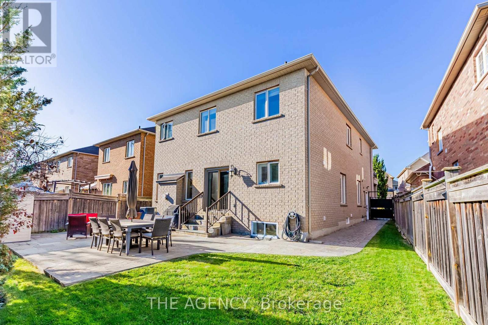 33 Ascalon Drive, Vaughan, Ontario  L6A 0M5 - Photo 33 - N12507386