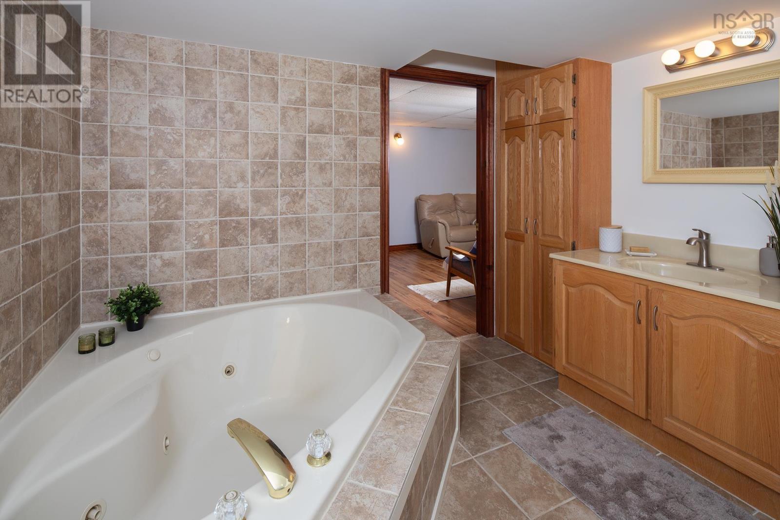 26 Rocky Run, Marriotts Cove, Nova Scotia  B0J 1K0 - Photo 17 - 202526609