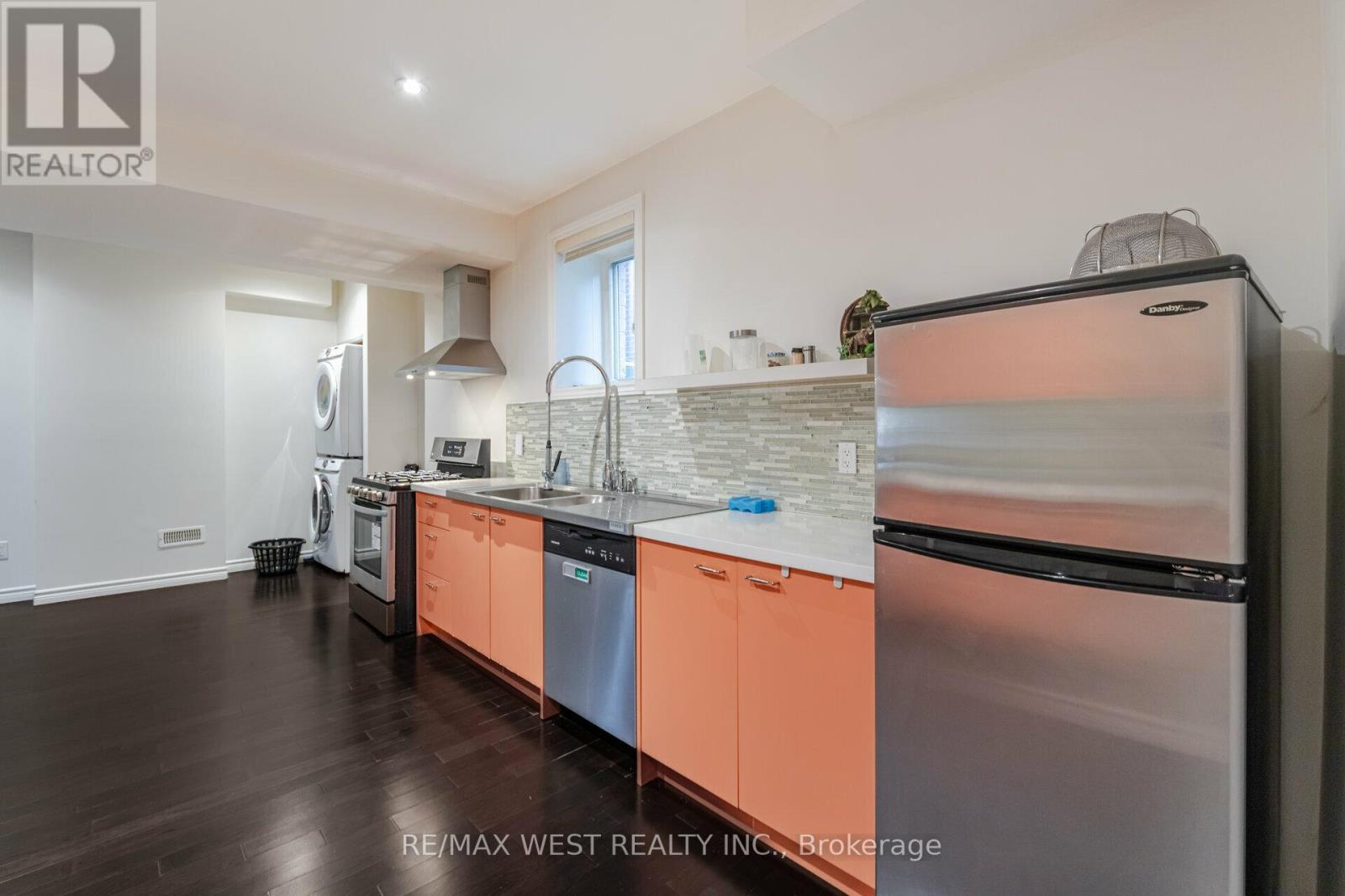 Bsmt - 92 Glengordon Crescent, Markham, Ontario  L6C 0K1 - Photo 12 - N12508928