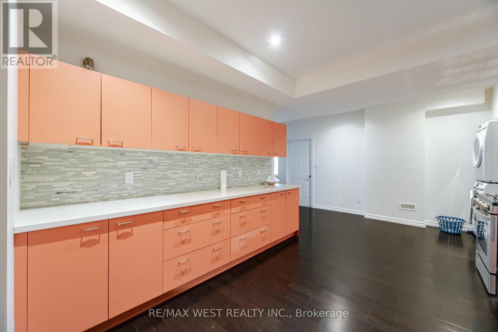 Bsmt - 92 Glengordon Crescent, Markham, Ontario  L6C 0K1 - Photo 13 - N12508928