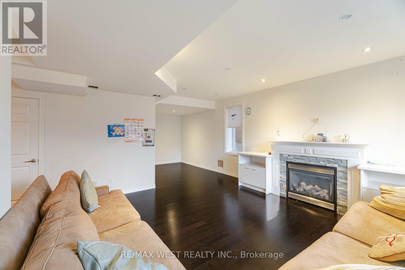 Bsmt - 92 Glengordon Crescent, Markham, Ontario  L6C 0K1 - Photo 6 - N12508928