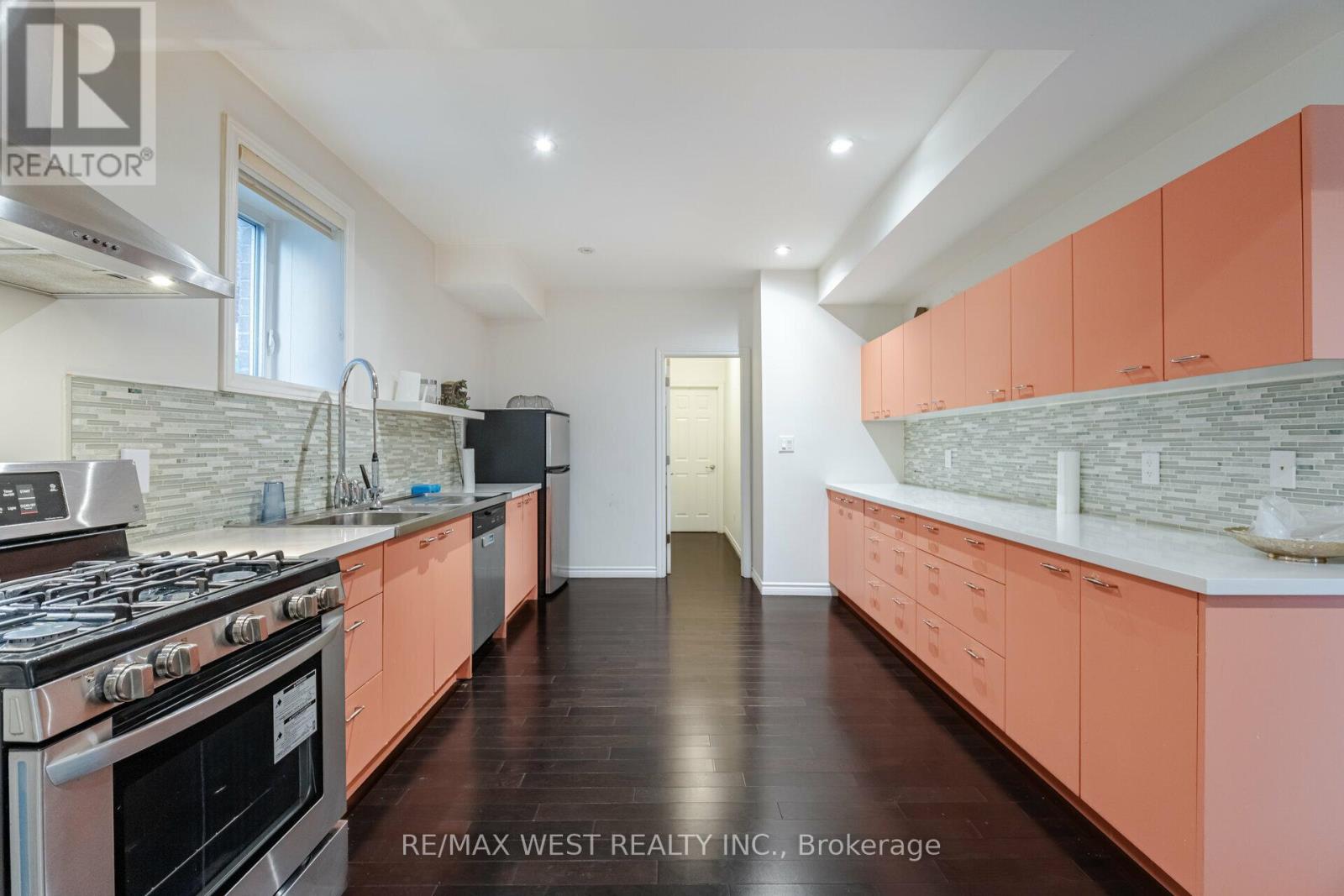 Bsmt - 92 Glengordon Crescent, Markham, Ontario  L6C 0K1 - Photo 8 - N12508928