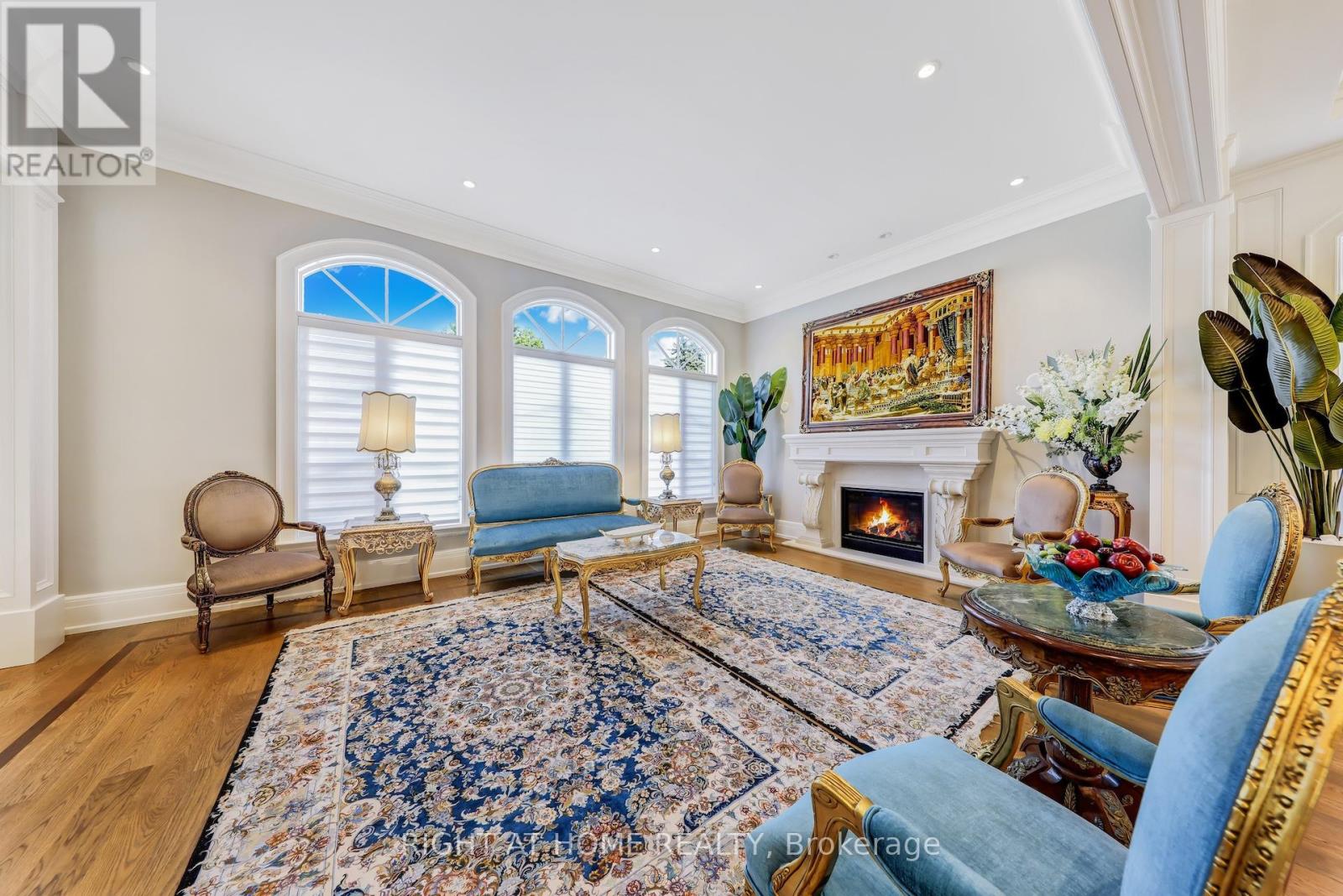 10 Yongeview Avenue, Richmond Hill, Ontario  L4C 7A4 - Photo 13 - N12508934