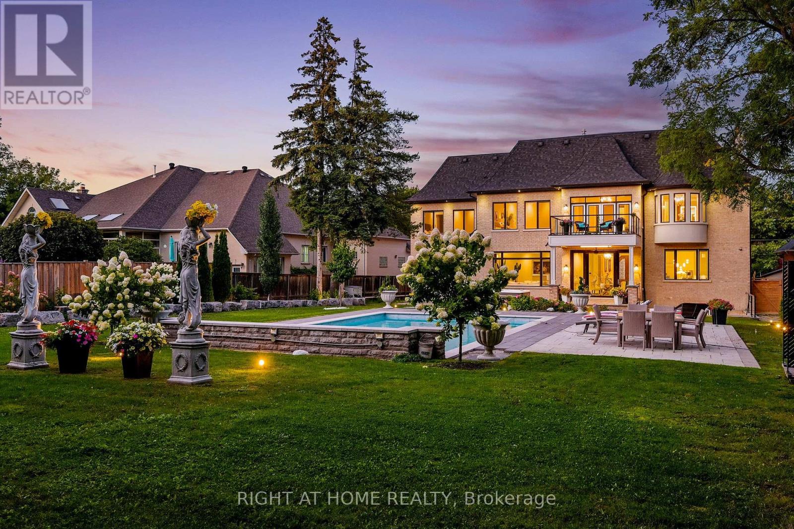 10 Yongeview Avenue, Richmond Hill, Ontario  L4C 7A4 - Photo 7 - N12508934