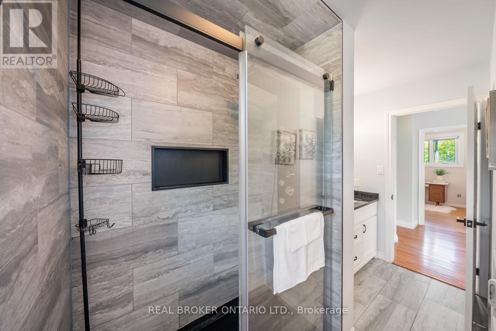 118 Patterson Street N, New Tecumseth (Beeton), Ontario  L0G 1A0 - Photo 14 - N12508992