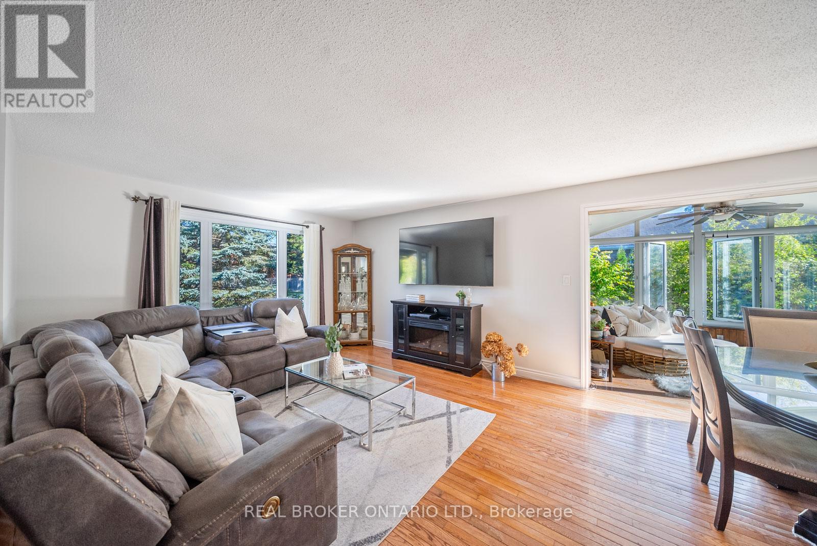 118 Patterson Street N, New Tecumseth (Beeton), Ontario  L0G 1A0 - Photo 3 - N12508992