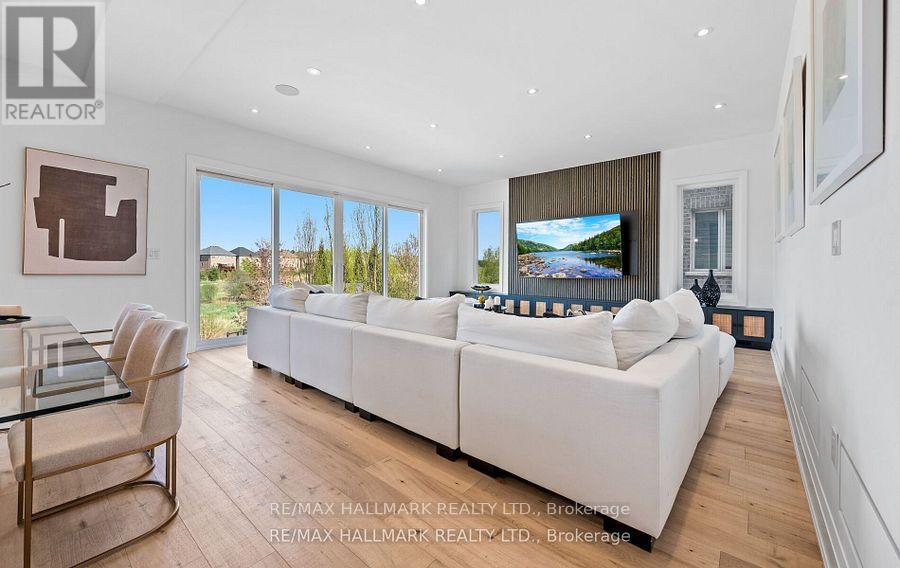 119 Pointon Street, Aurora, Ontario  L4G 0G6 - Photo 8 - N12509000