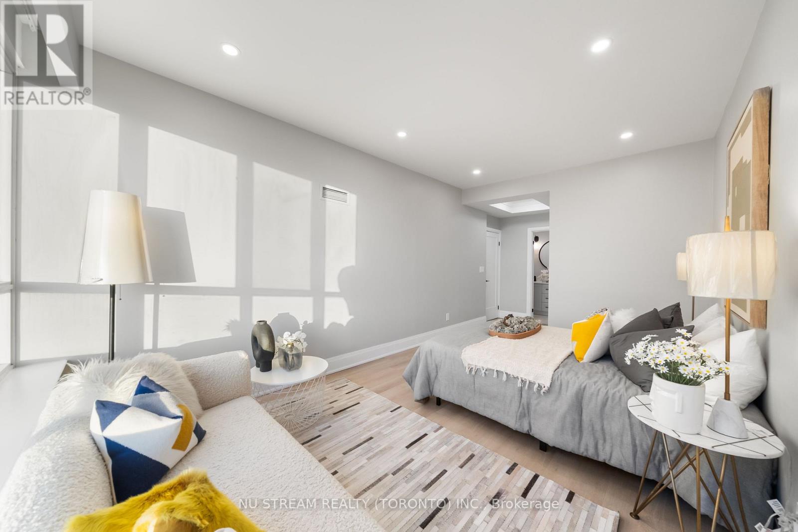 Ph3 - 33 Weldrick Road E, Richmond Hill, Ontario L4C 8W4 - Photo 19 - N12509052