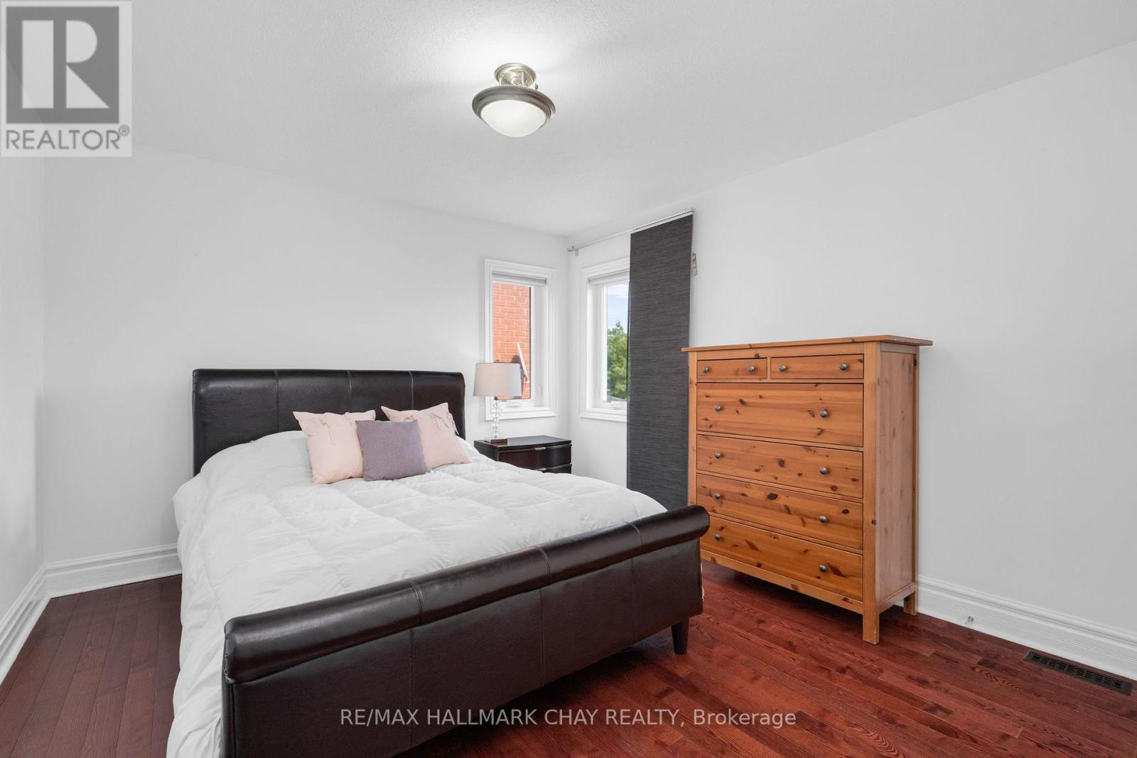 90 Birkhall Place, Barrie (Innis-Shore), Ontario  L4N 0K2 - Photo 25 - S12508958