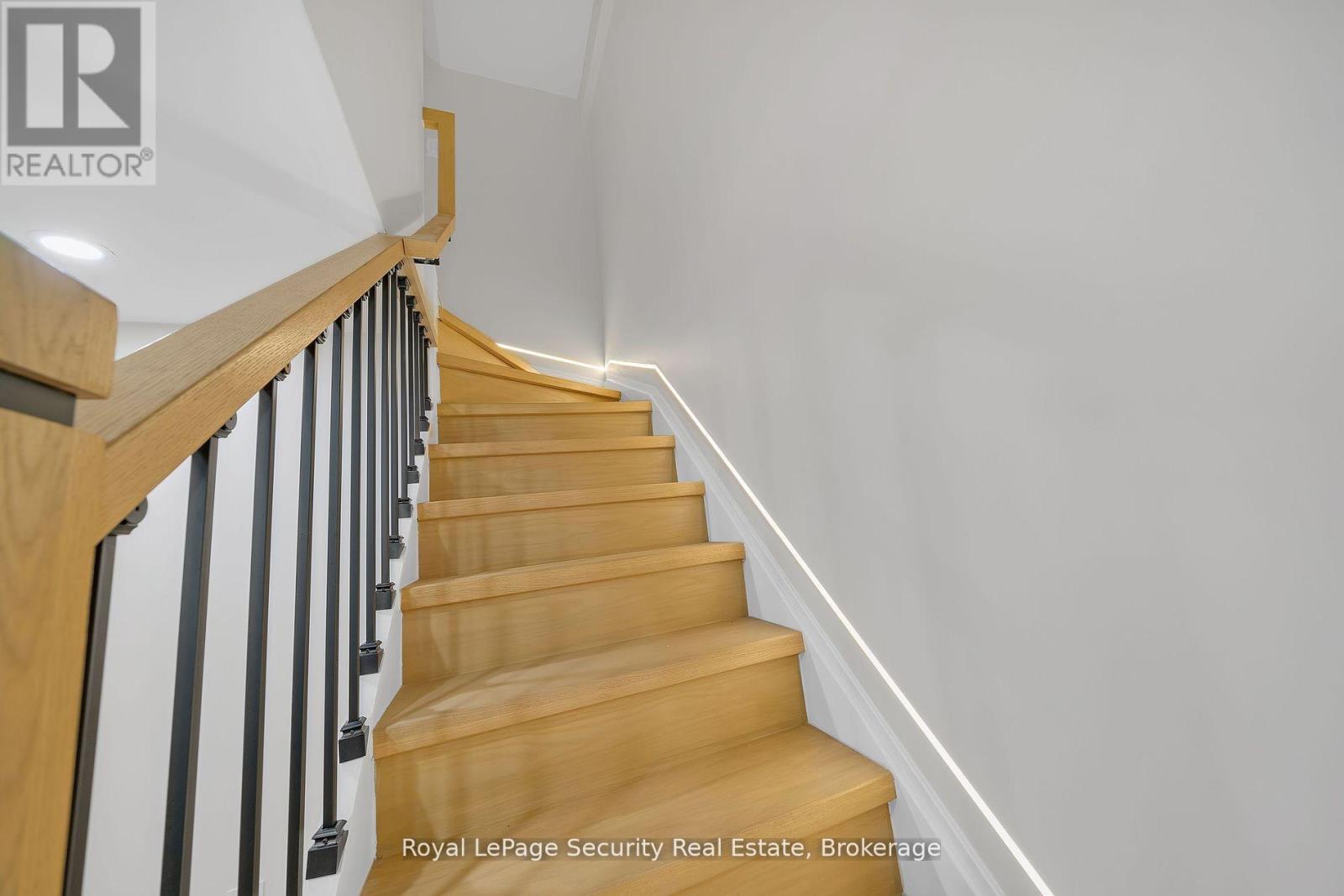 74 Andrea Lane, Vaughan, Ontario  L4L 1E7 - Photo 24 - N12508502