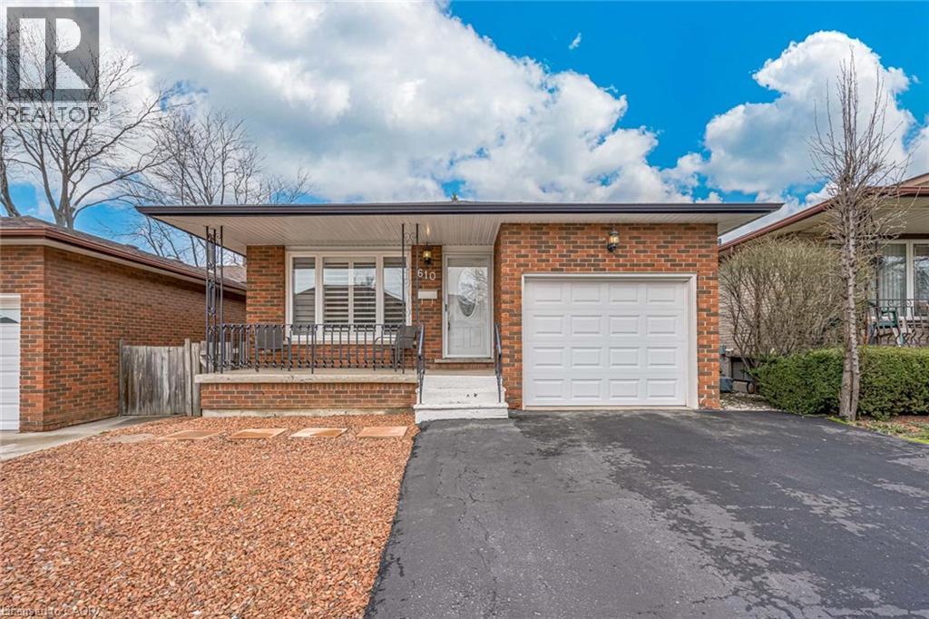 610 Stone Church Road W, Hamilton, Ontario  L9B 1A7 - Photo 1 - 40785662