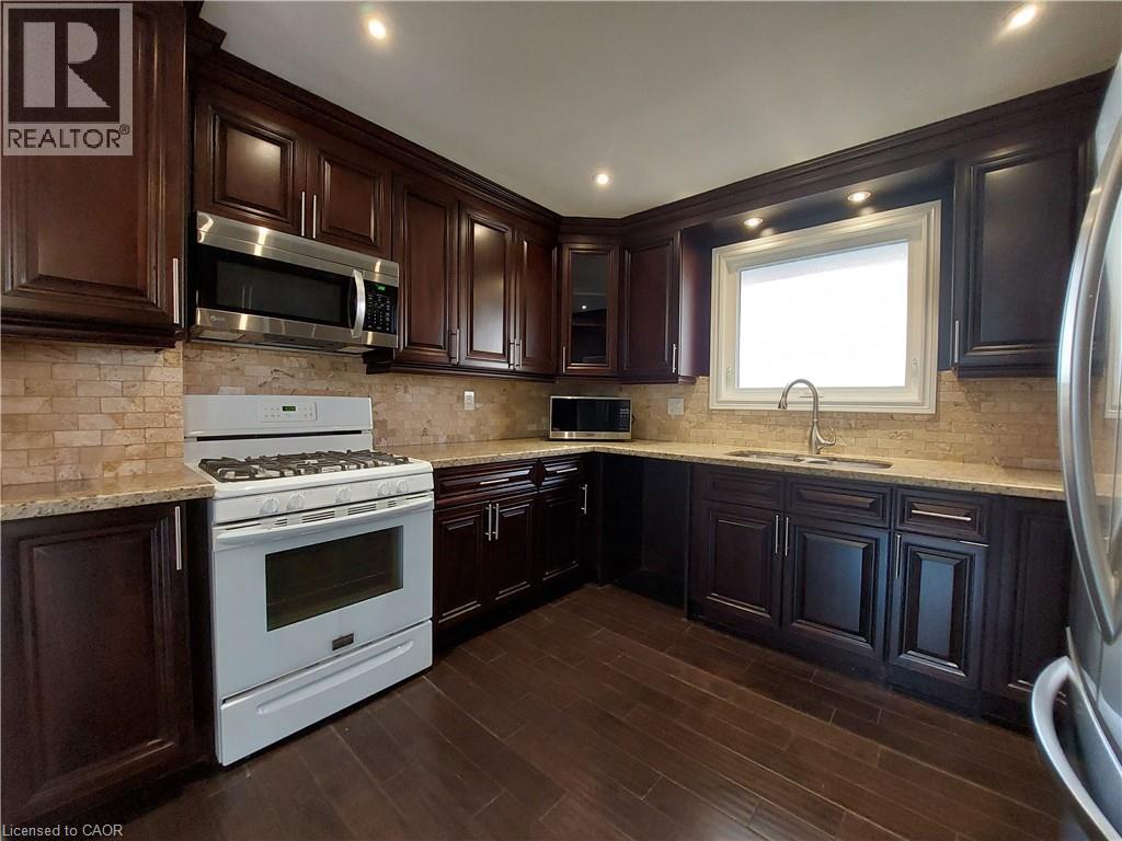 610 Stone Church Road W, Hamilton, Ontario  L9B 1A7 - Photo 10 - 40785662