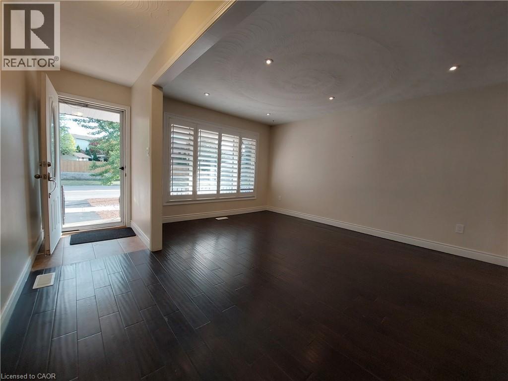 610 Stone Church Road W, Hamilton, Ontario  L9B 1A7 - Photo 5 - 40785662