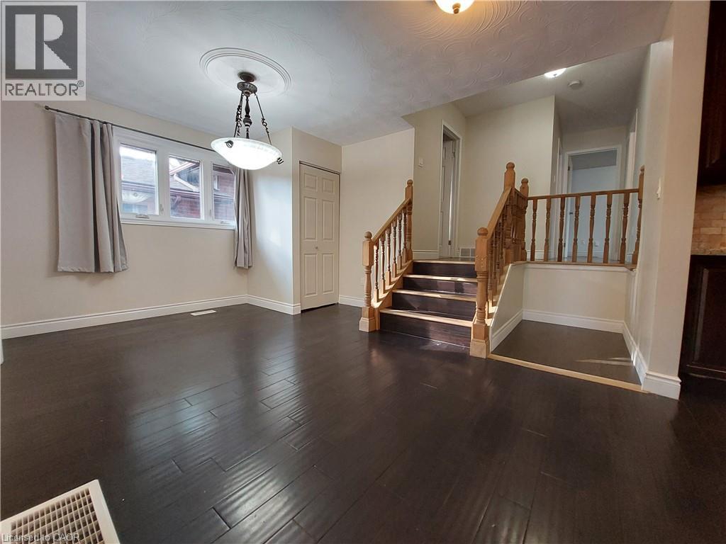 610 Stone Church Road W, Hamilton, Ontario  L9B 1A7 - Photo 7 - 40785662