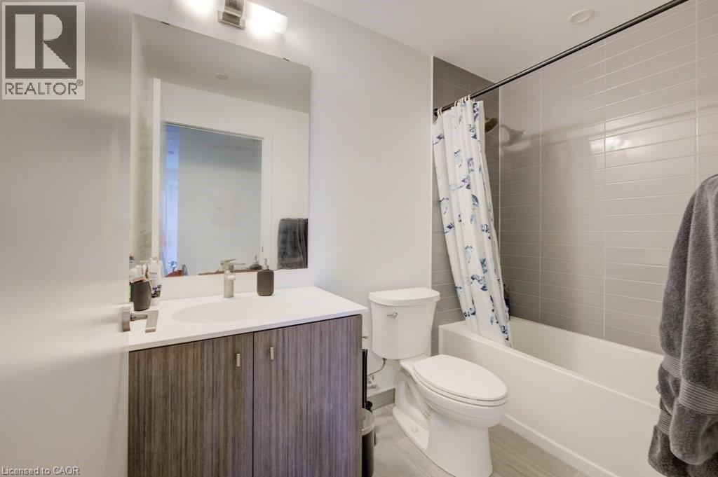 15 Wellington Street S Unit# 1001, Kitchener, Ontario  N2G 0E4 - Photo 10 - 40785478