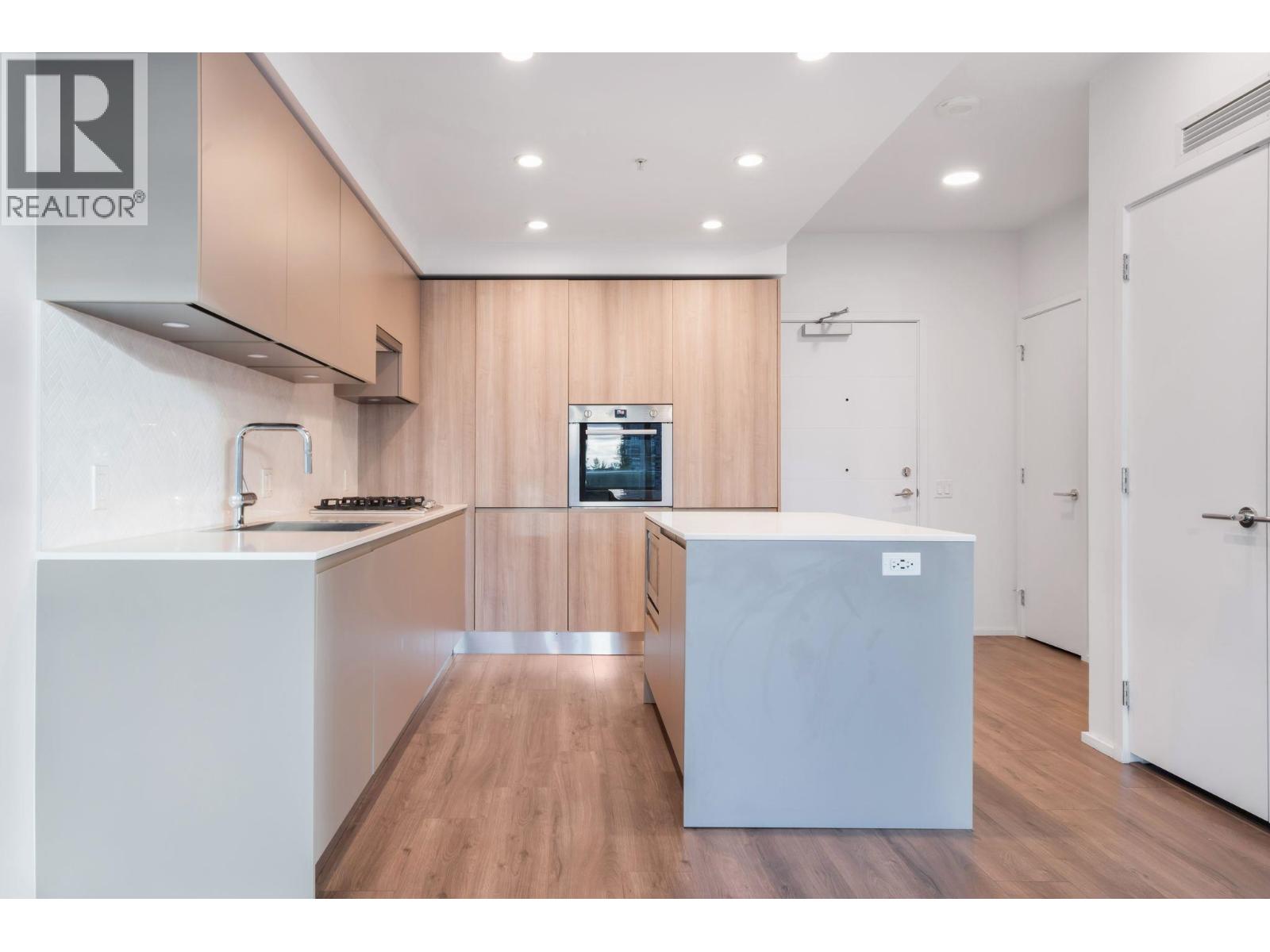 309 3833 Evergreen Place, Burnaby, British Columbia  V3J 0M2 - Photo 5 - R3063920