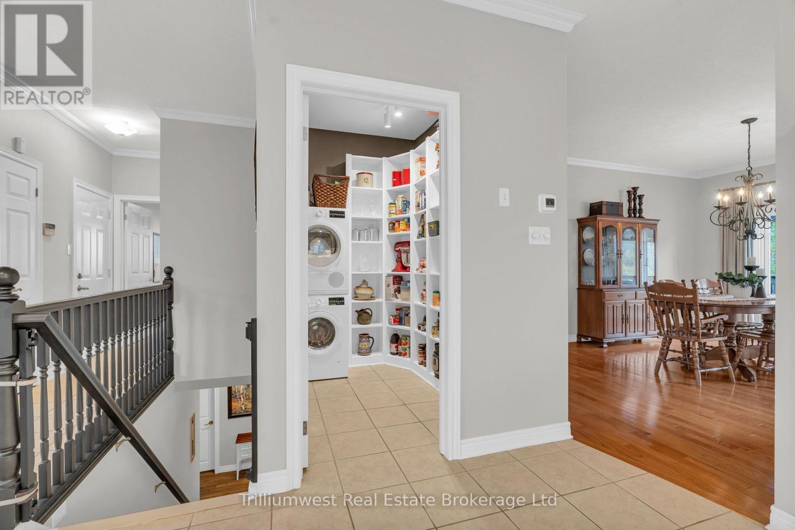 302 Farley Drive, Guelph, Ontario N1L 1N6 - Photo 12 - X12509128