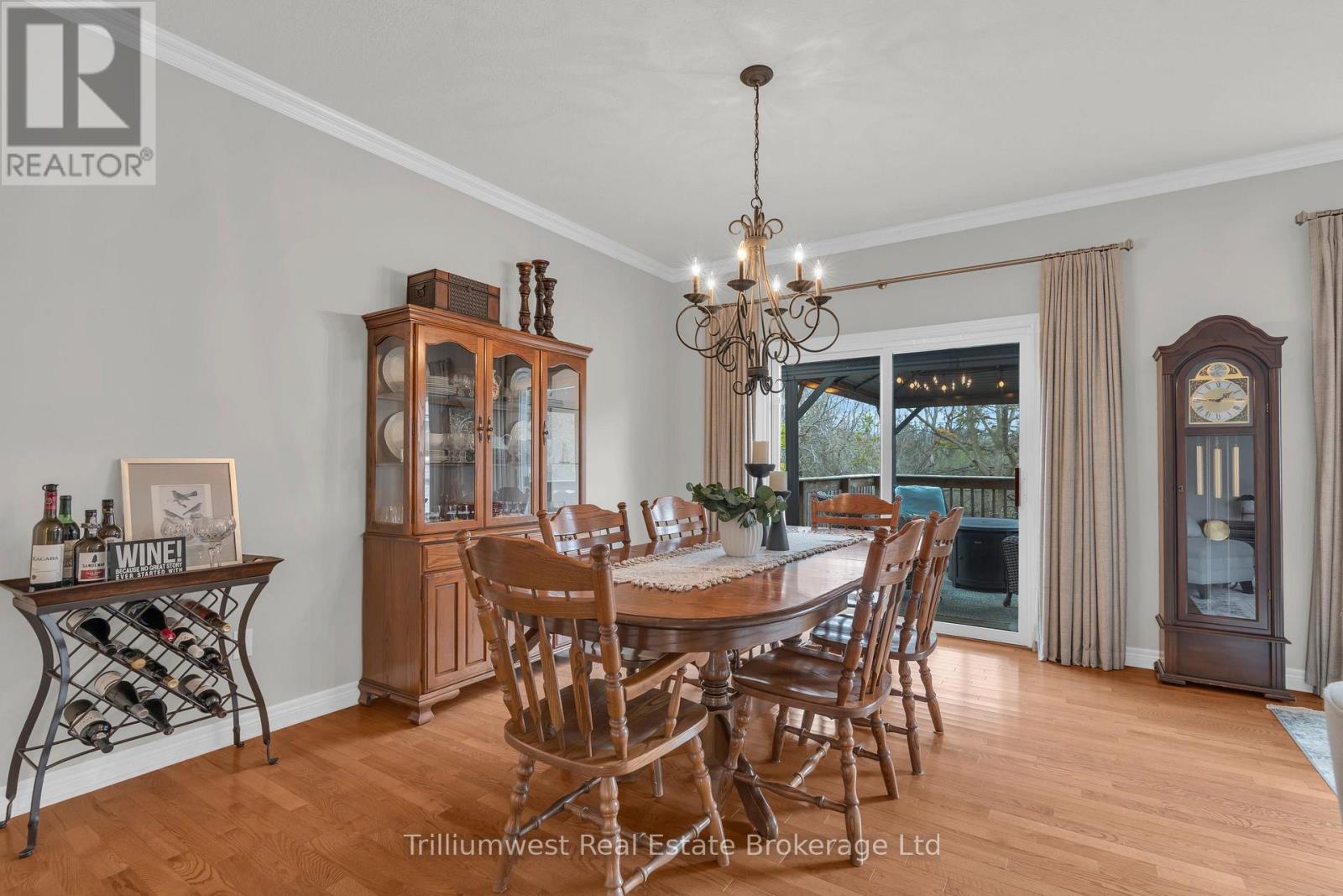 302 Farley Drive, Guelph, Ontario N1L 1N6 - Photo 14 - X12509128