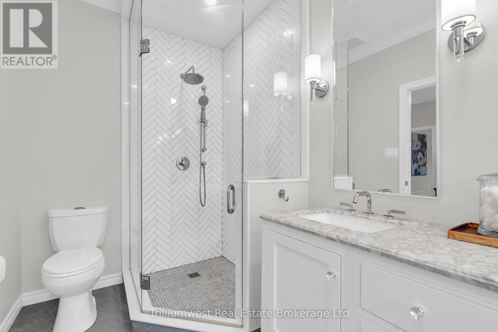 302 Farley Drive, Guelph, Ontario N1L 1N6 - Photo 21 - X12509128