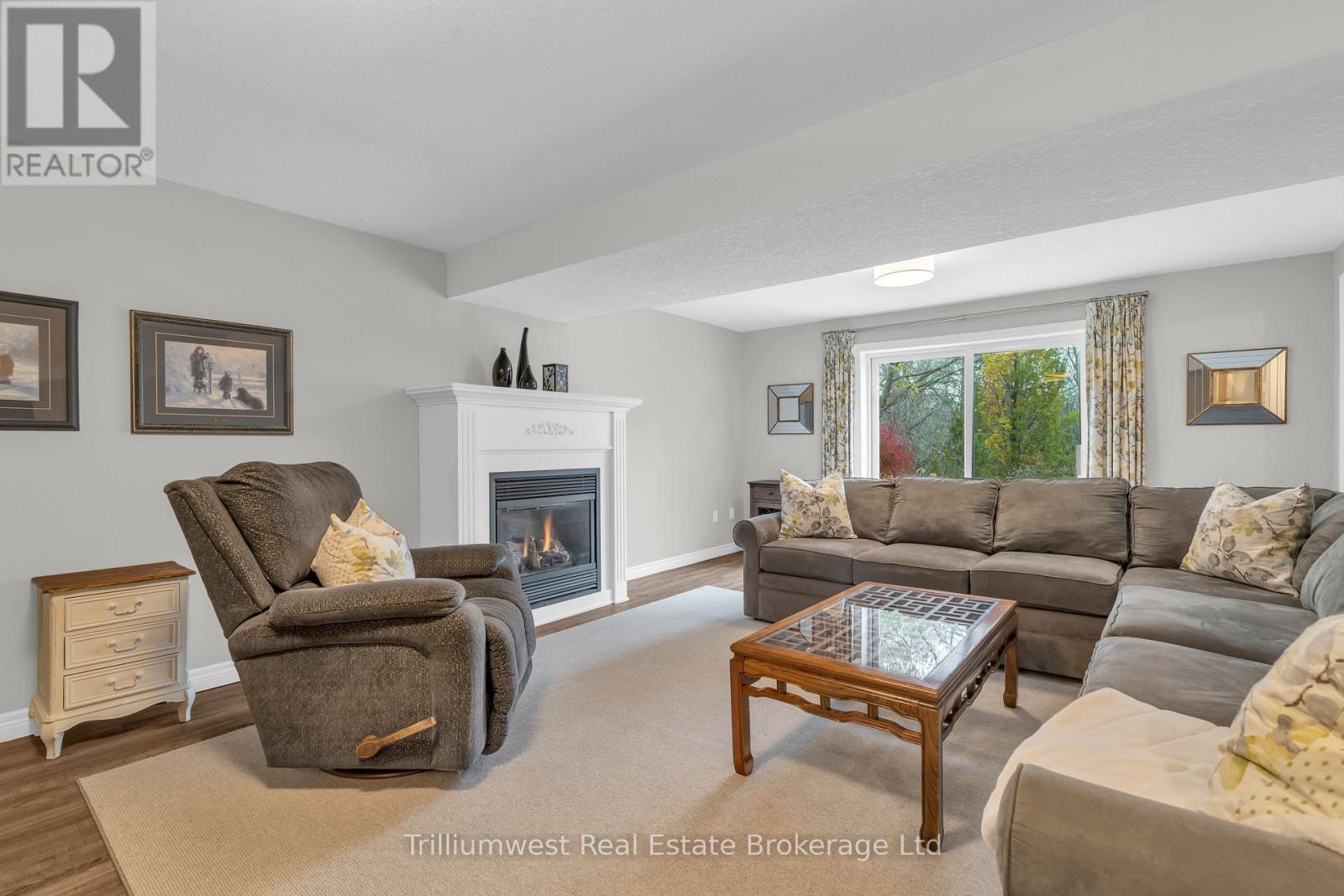 302 Farley Drive, Guelph, Ontario N1L 1N6 - Photo 26 - X12509128