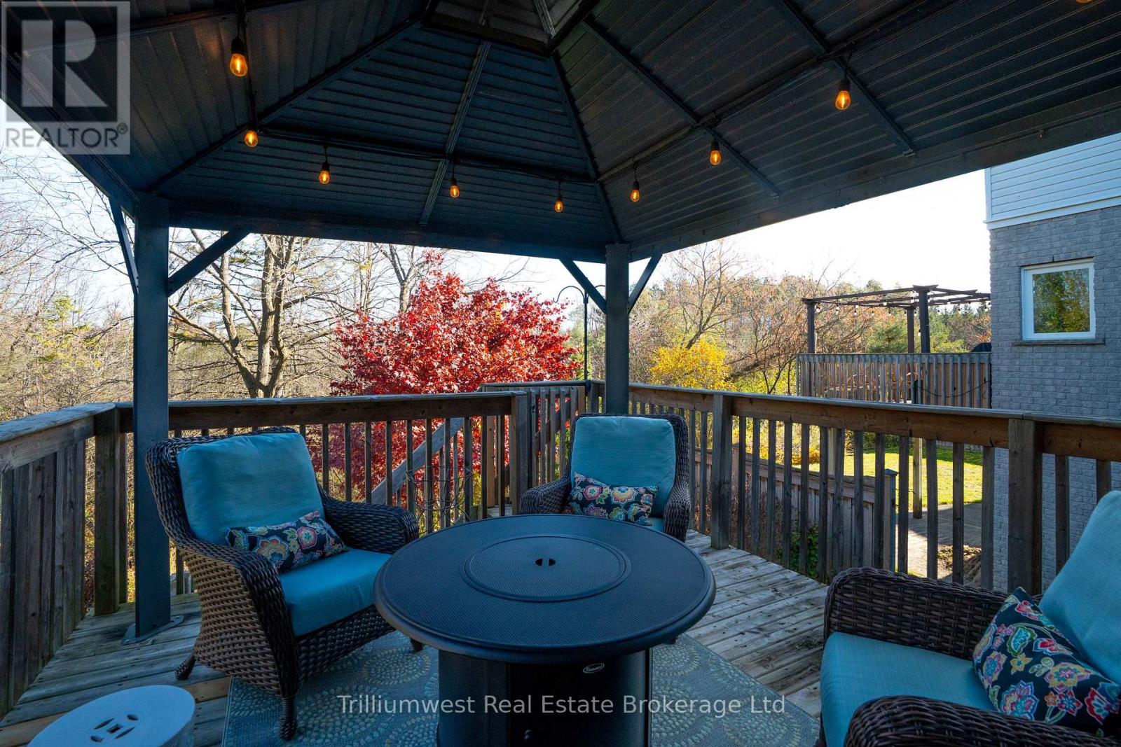 302 Farley Drive, Guelph, Ontario N1L 1N6 - Photo 38 - X12509128