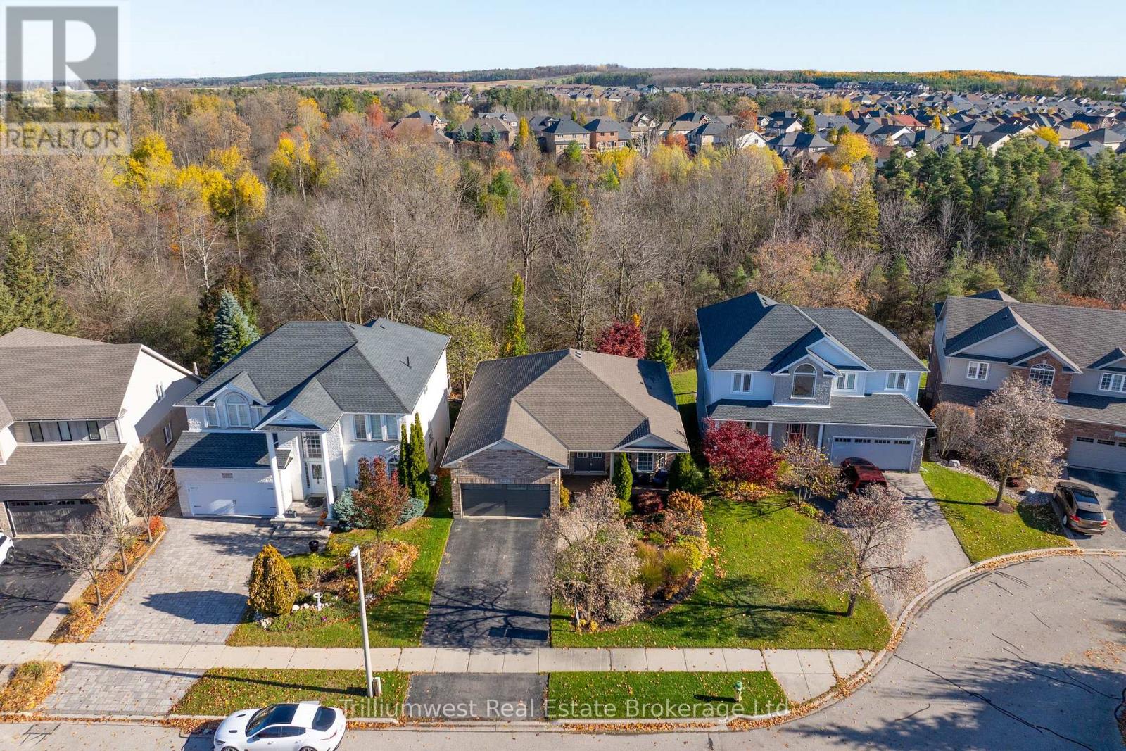 302 Farley Drive, Guelph, Ontario N1L 1N6 - Photo 39 - X12509128