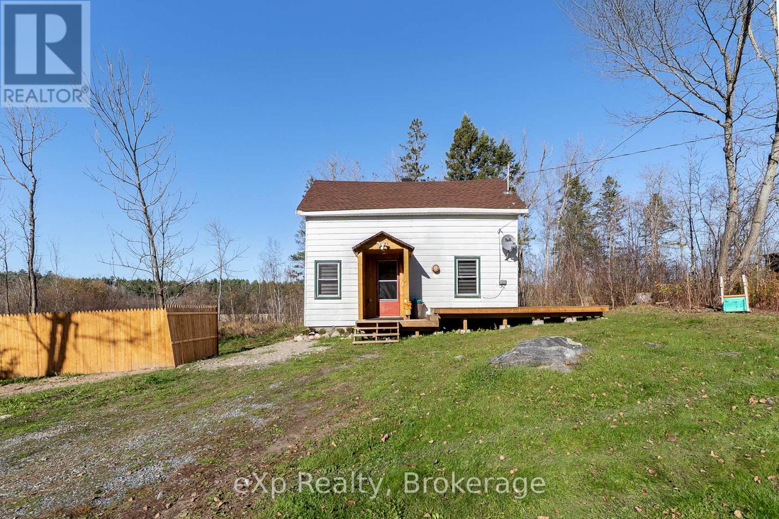 685 Lee Valley Road, Sables-Spanish Rivers, Ontario P0P 1P0 - Photo 2 - X12509236