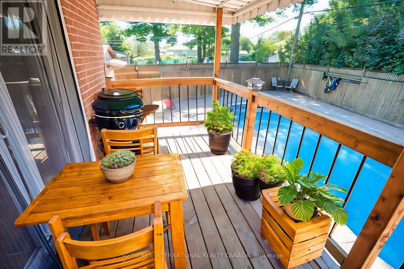 11 Buckhorn Place, Toronto, Ontario  M9V 2P3 - Photo 13 - W12508938