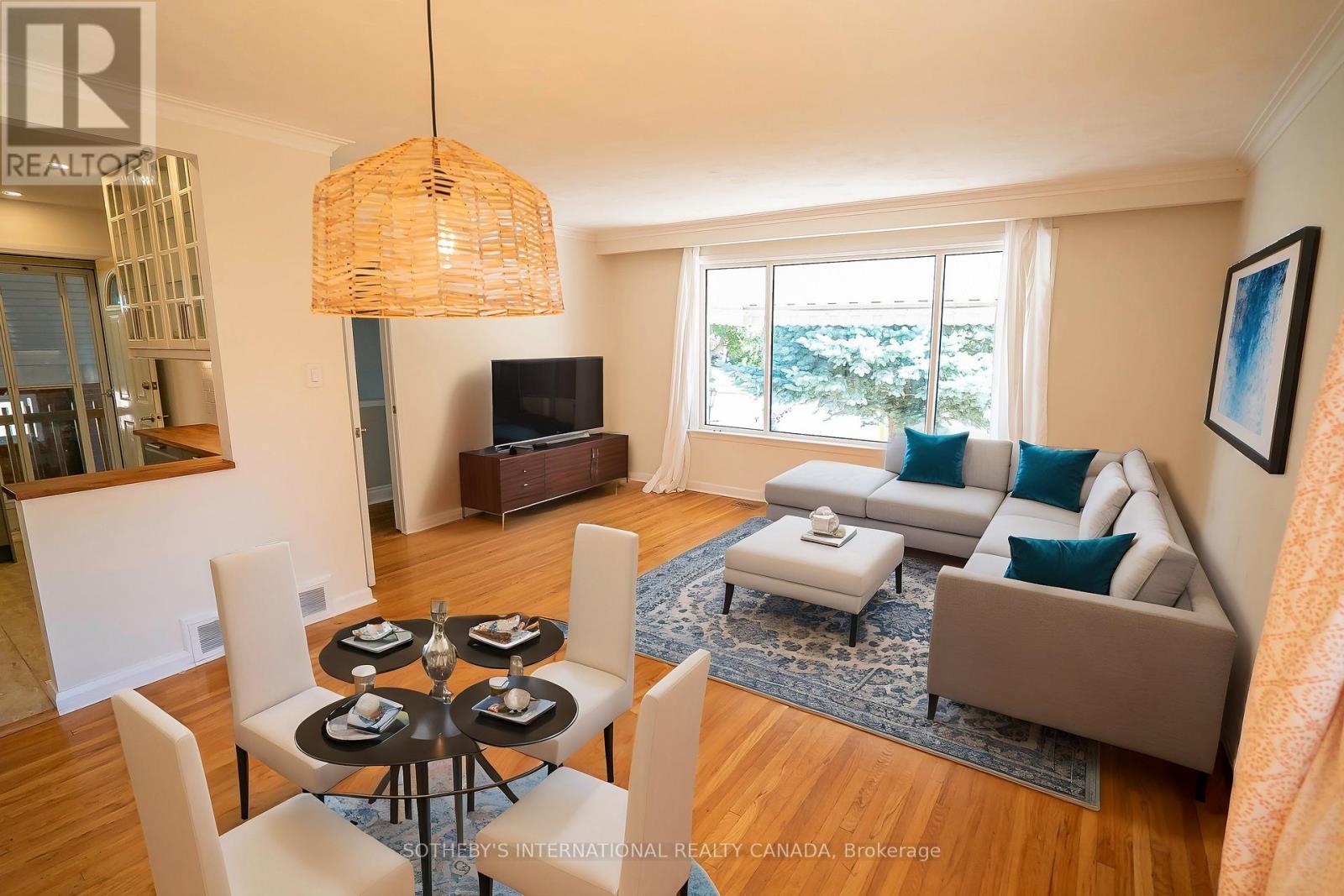 11 Buckhorn Place, Toronto, Ontario  M9V 2P3 - Photo 3 - W12508938