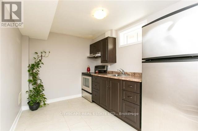 5073 Churchill Meadows, Mississauga, Ontario  L5M 7Z9 - Photo 2 - W12508986