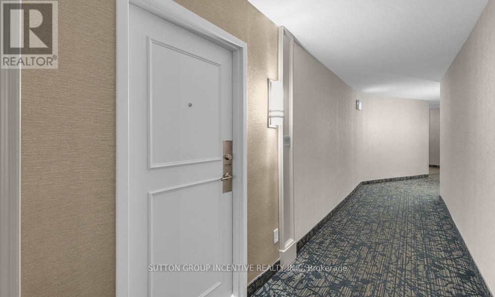 1907 - 1333 Bloor Street, Mississauga, Ontario L4Y 3T6 - Photo 4 - W12509010