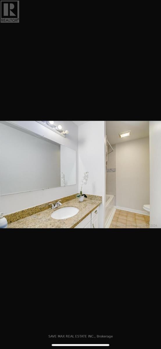 44 Carberry Crescent, Brampton, Ontario  L6V 2E9 - Photo 6 - W12509016