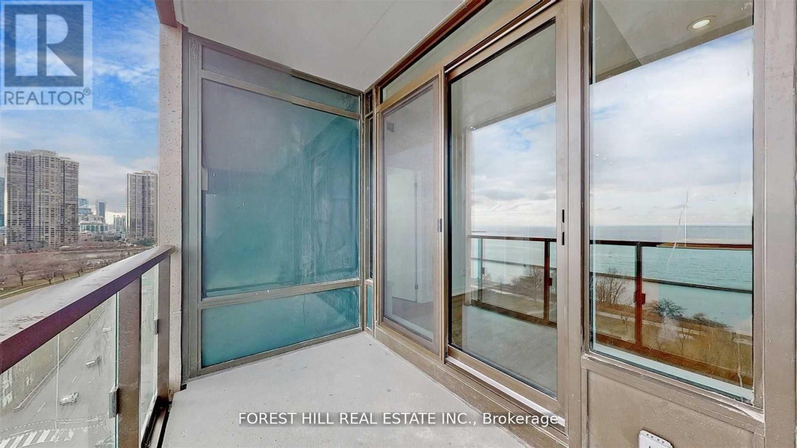 1509 - 1928 Lake Shore Boulevard W, Toronto, Ontario  M6S 1A1 - Photo 10 - W12509038