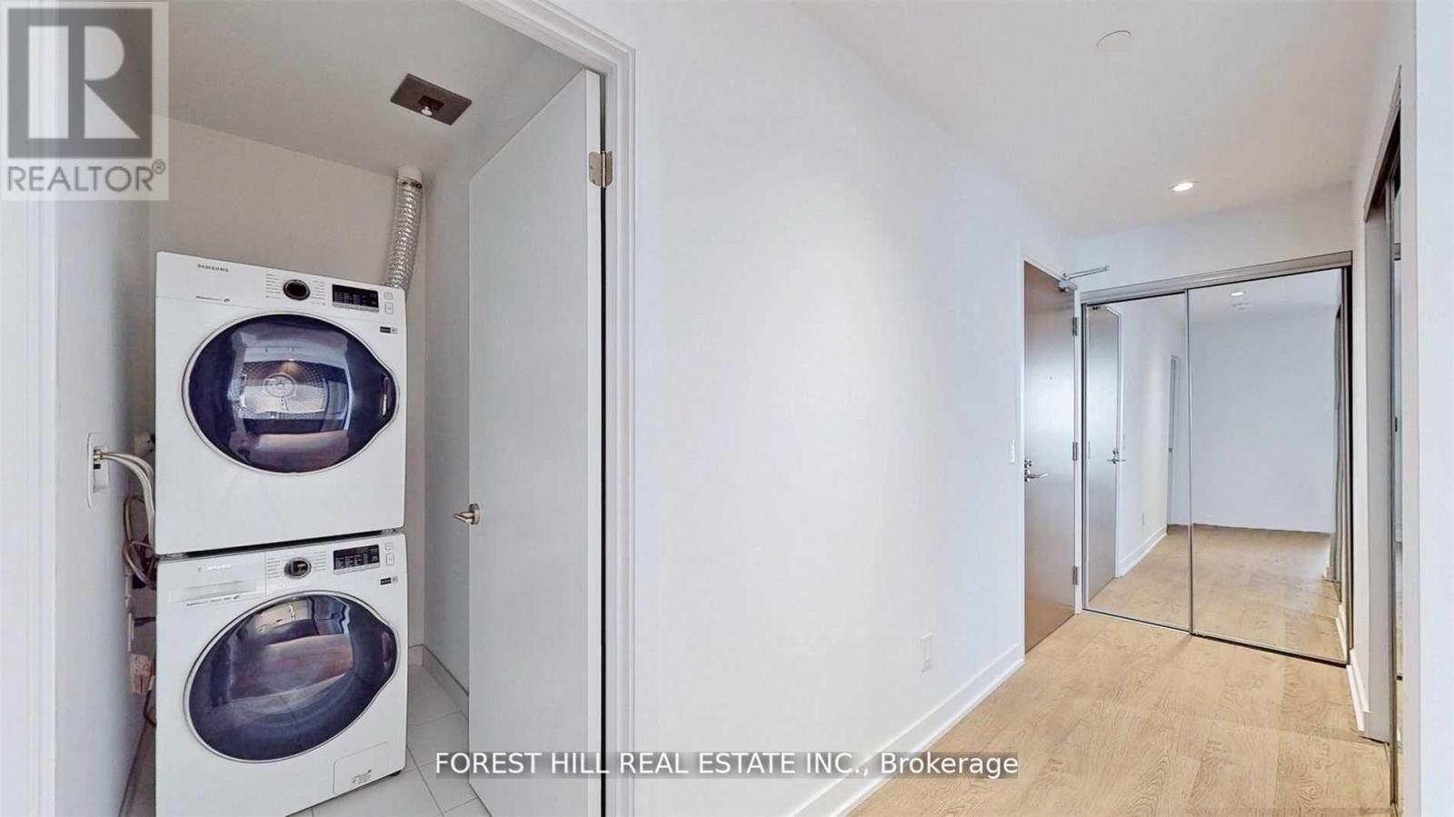 1509 - 1928 Lake Shore Boulevard W, Toronto, Ontario  M6S 1A1 - Photo 9 - W12509038