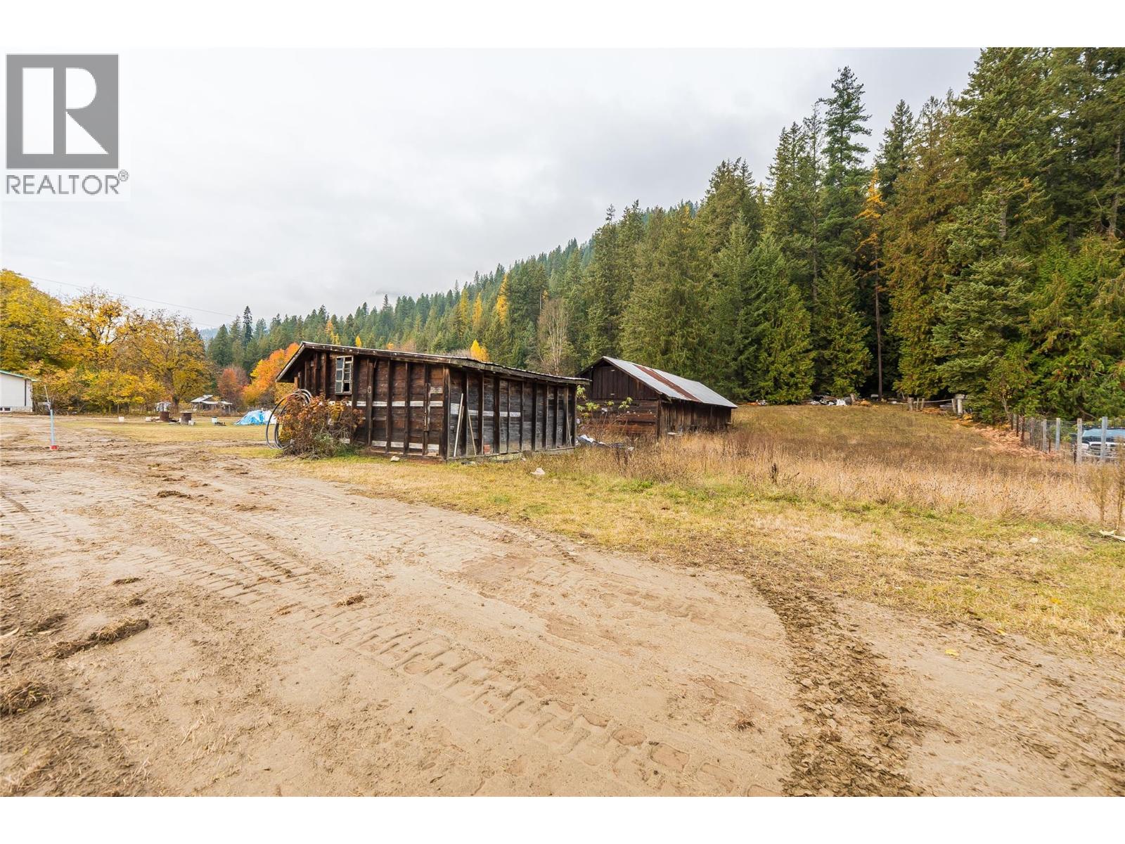 1535 Highway 3a Highway, Thrums, British Columbia  V1N 4M7 - Photo 68 - 10366890