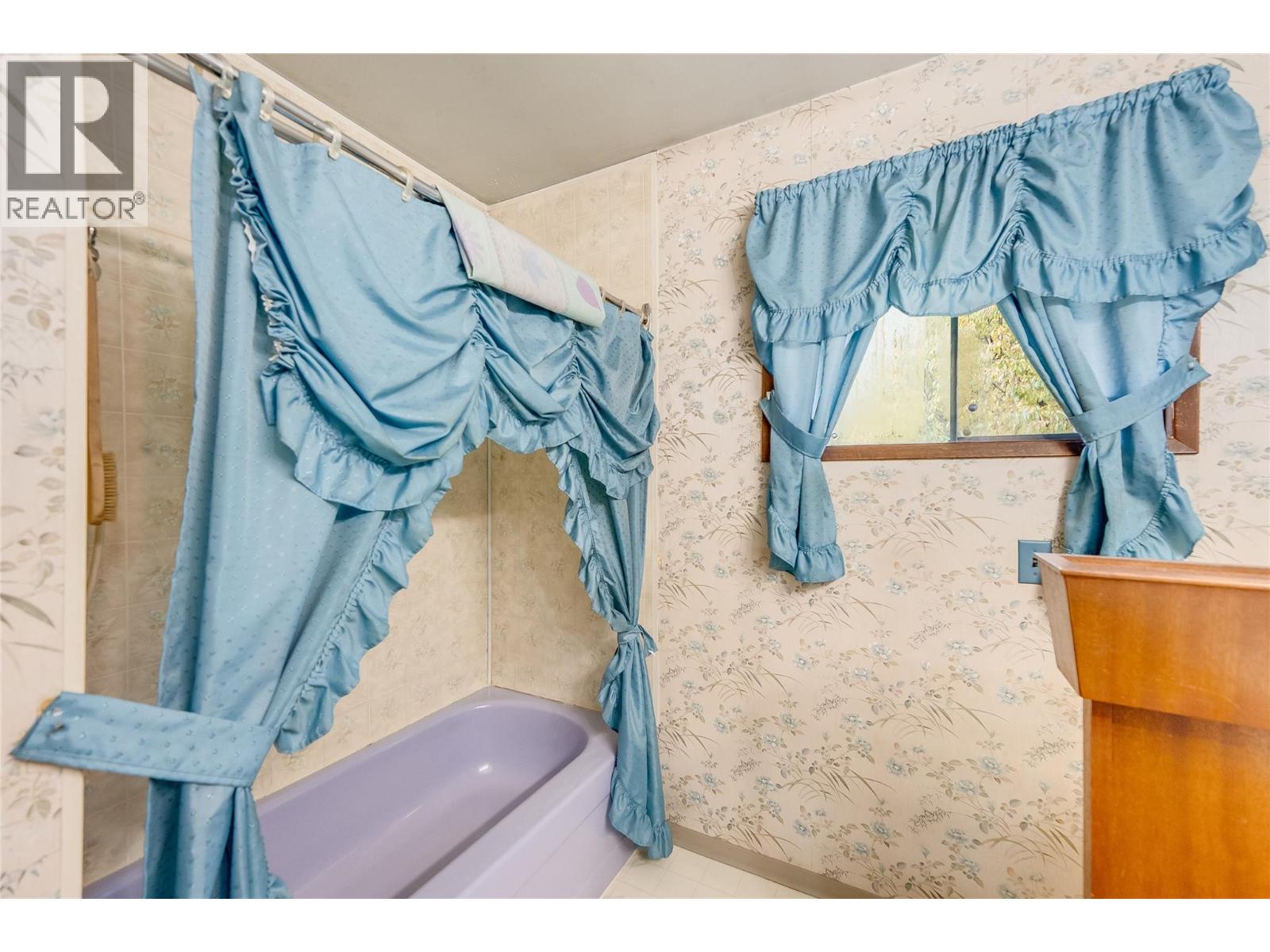 1535 Highway 3a Highway, Thrums, British Columbia  V1N 4M7 - Photo 36 - 10366890