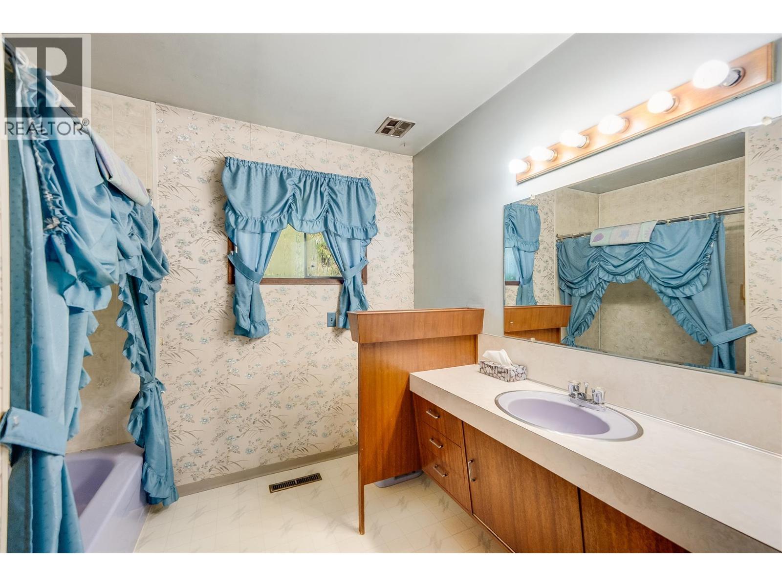 1535 Highway 3a Highway, Thrums, British Columbia  V1N 4M7 - Photo 35 - 10366890