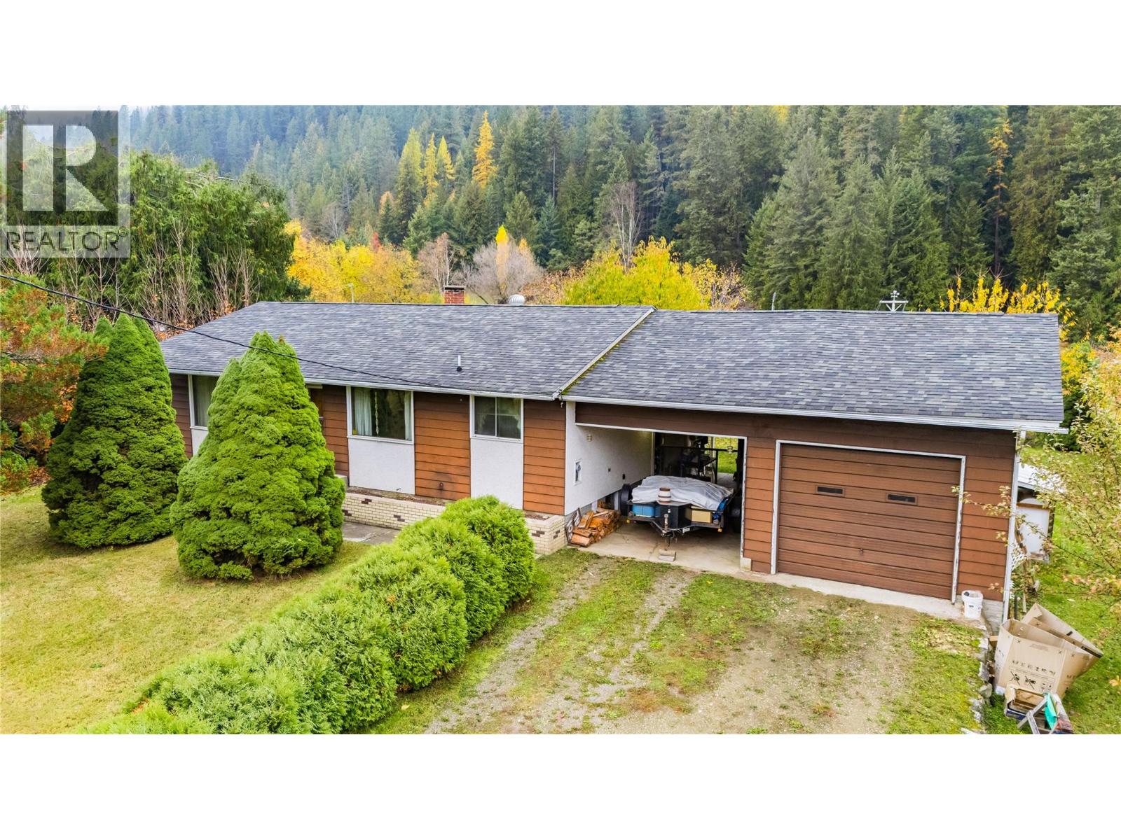 1535 Highway 3a Highway, Thrums, British Columbia  V1N 4M7 - Photo 2 - 10366890