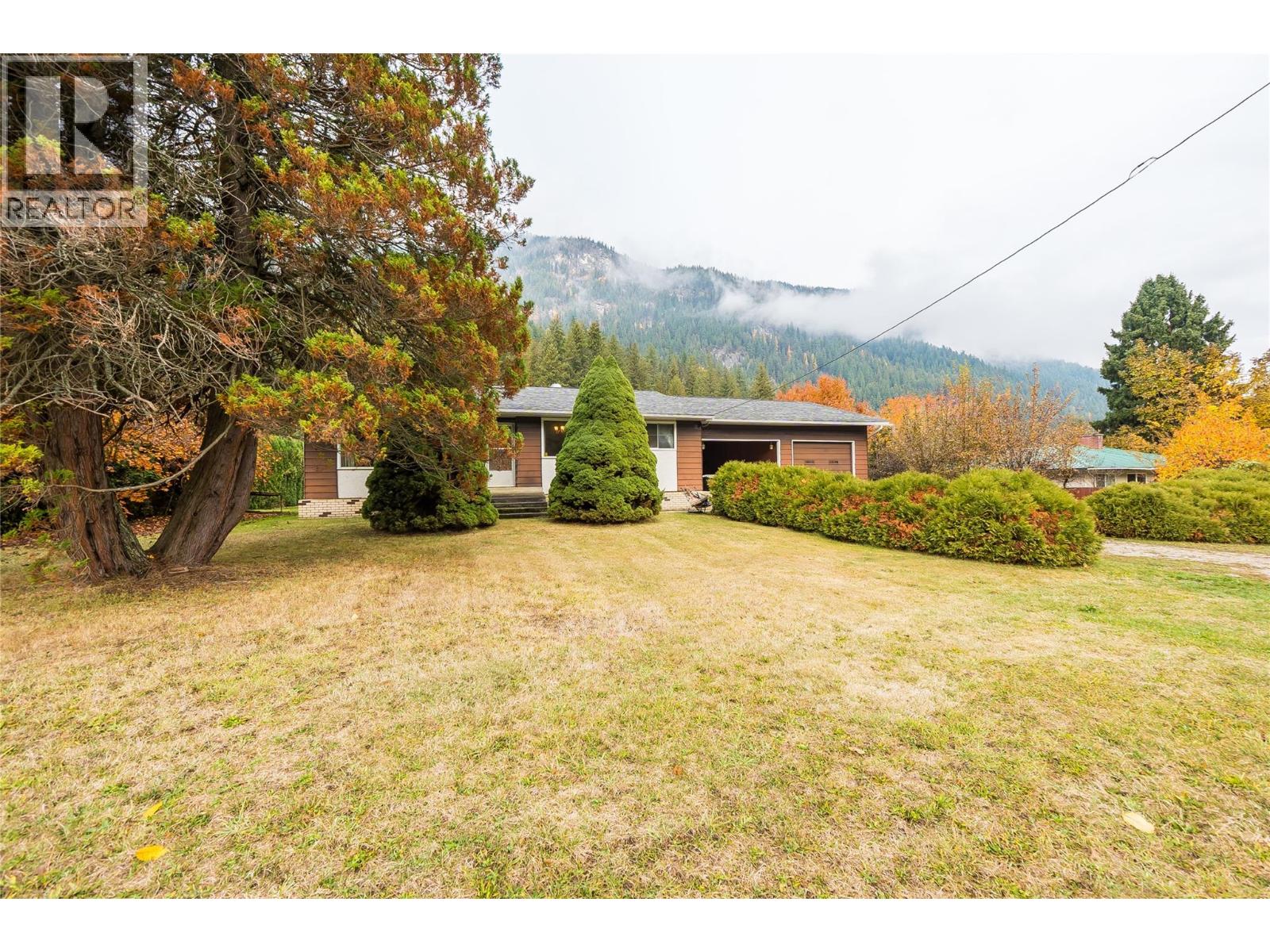 1535 Highway 3a Highway, Thrums, British Columbia  V1N 4M7 - Photo 10 - 10366890