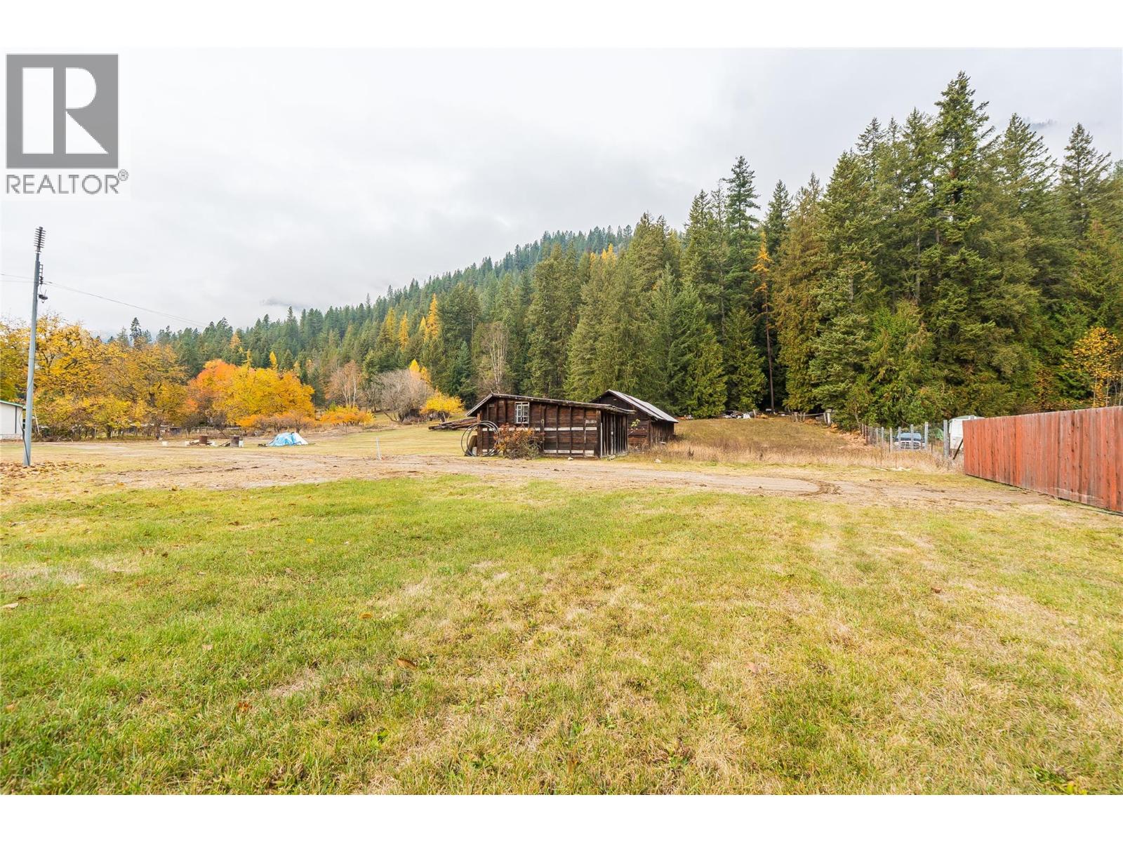 1535 Highway 3a Highway, Thrums, British Columbia  V1N 4M7 - Photo 69 - 10366890