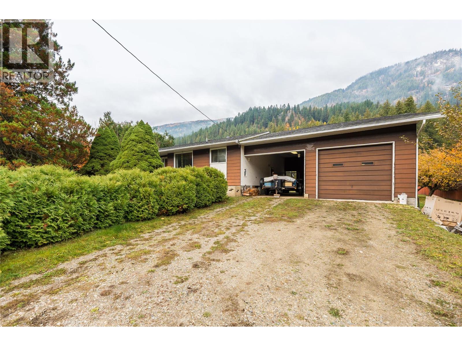 1535 Highway 3a Highway, Thrums, British Columbia  V1N 4M7 - Photo 12 - 10366890